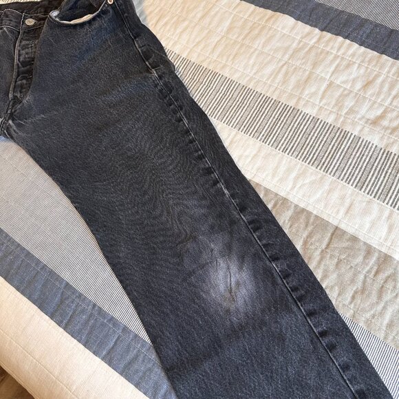 Levi's Jeans Mens 33x32 Black 501 Dark Wash Distressed Cotton Denim Pants - Picture 8 of 8